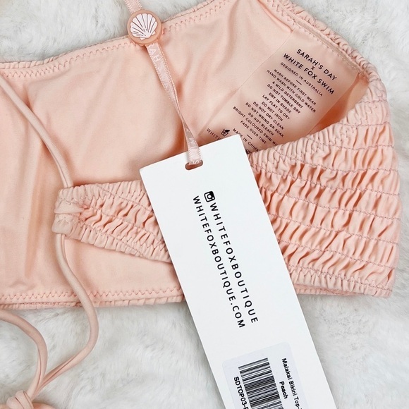 NWT White Fox Boutique x Sara’s Day Malaki Smocked Bikini Top in Pink - Picture 6 of 8
